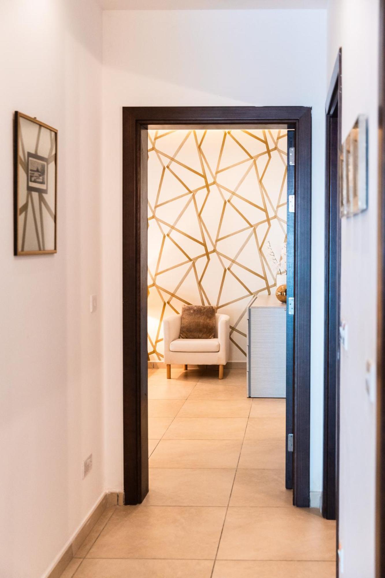 Luxury Seafront 3Br With Pool By Arcobnb Sliema Ngoại thất bức ảnh