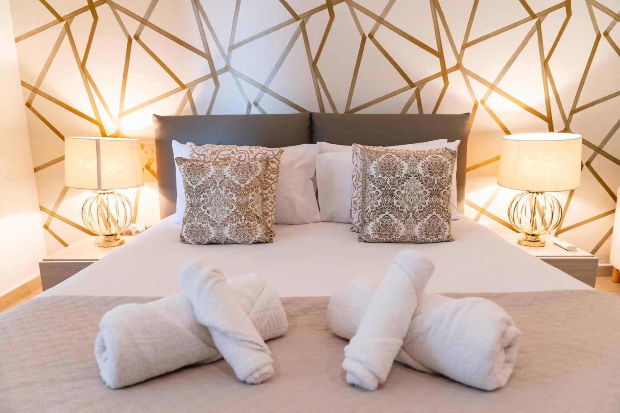 Luxury Seafront 3Br With Pool By Arcobnb Sliema Ngoại thất bức ảnh