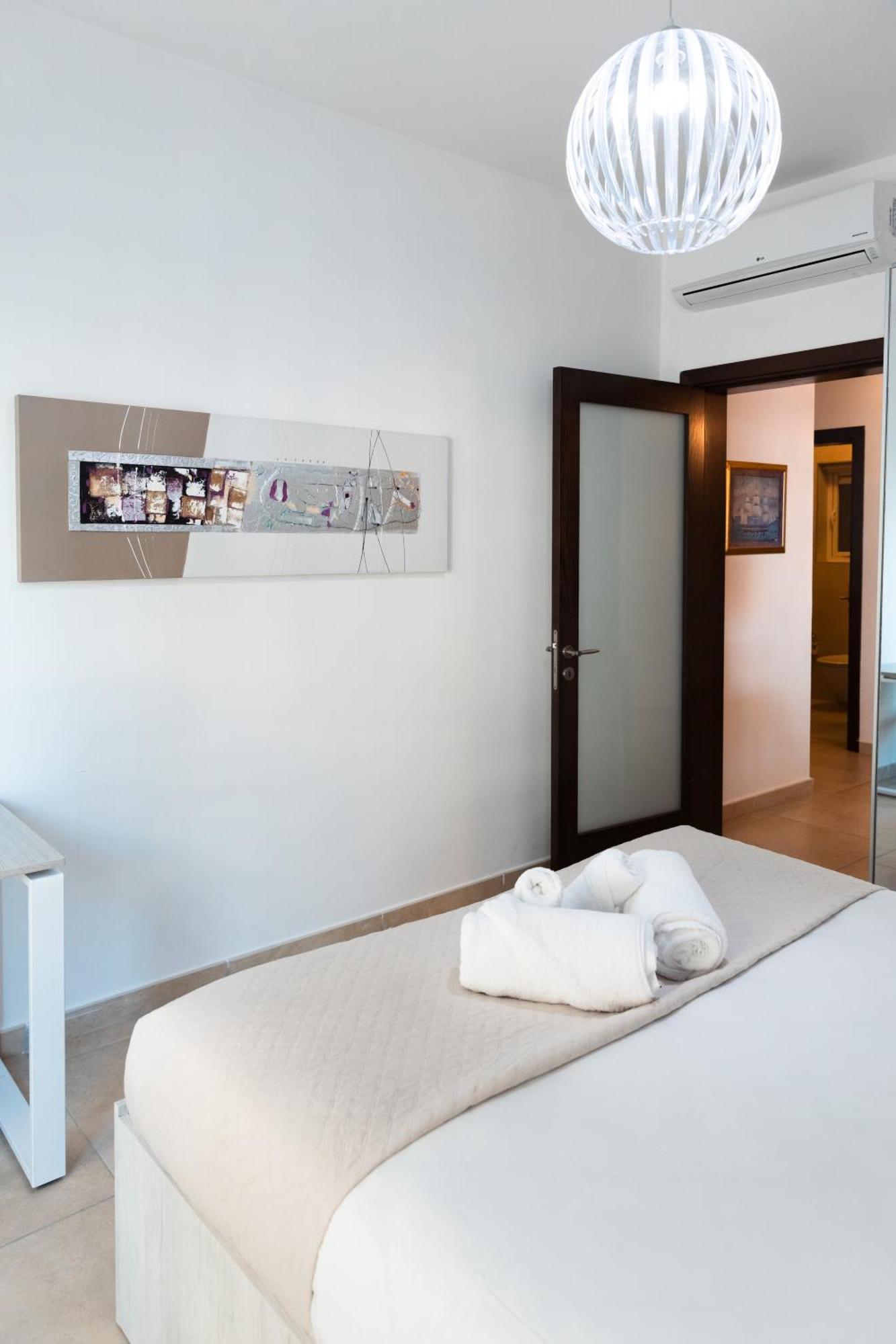 Luxury Seafront 3Br With Pool By Arcobnb Sliema Ngoại thất bức ảnh