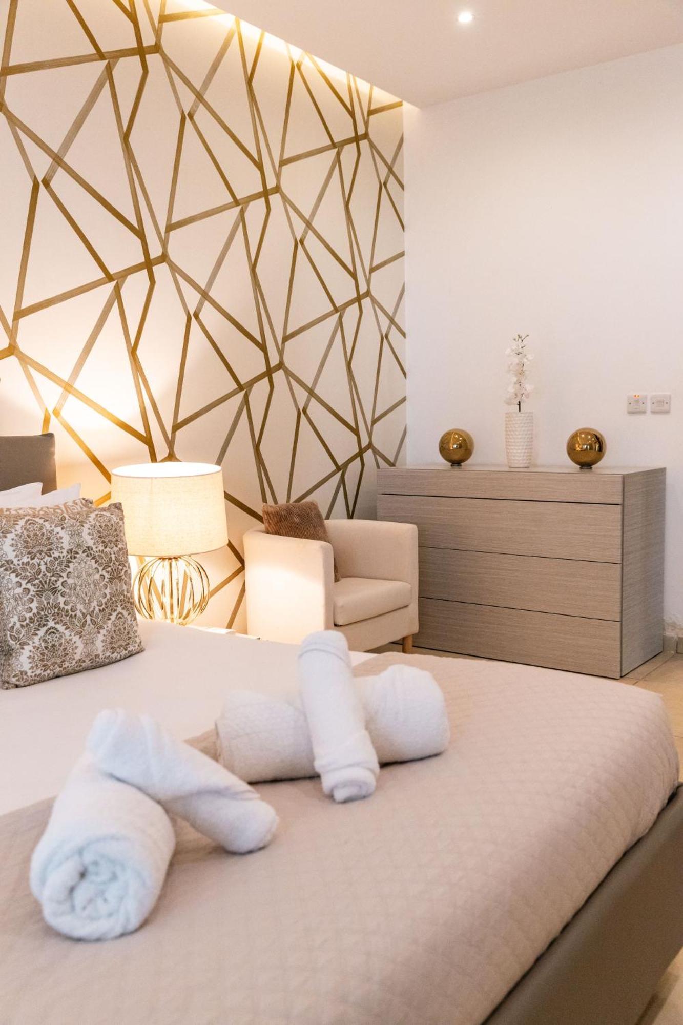 Luxury Seafront 3Br With Pool By Arcobnb Sliema Ngoại thất bức ảnh