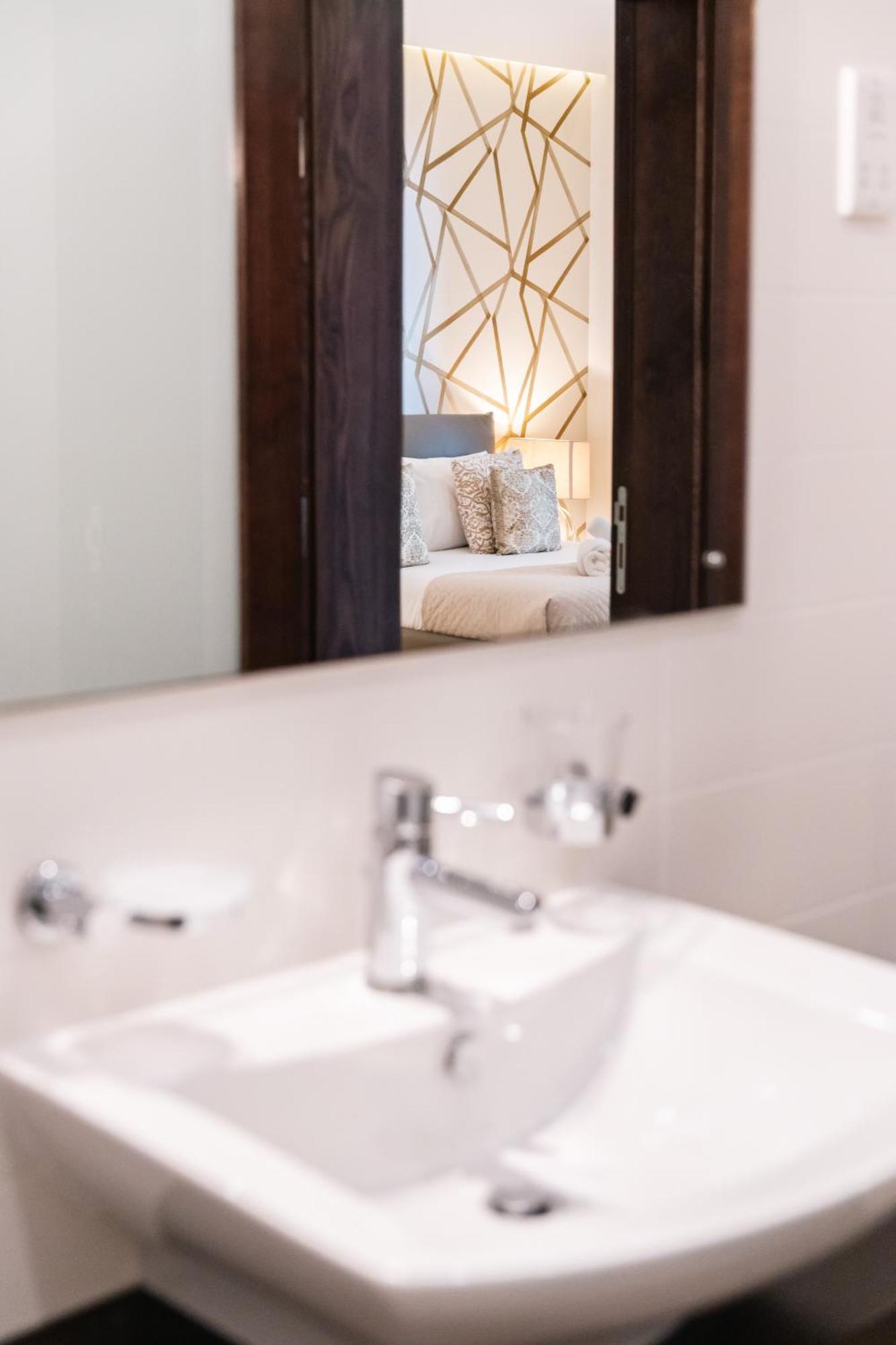 Luxury Seafront 3Br With Pool By Arcobnb Sliema Ngoại thất bức ảnh